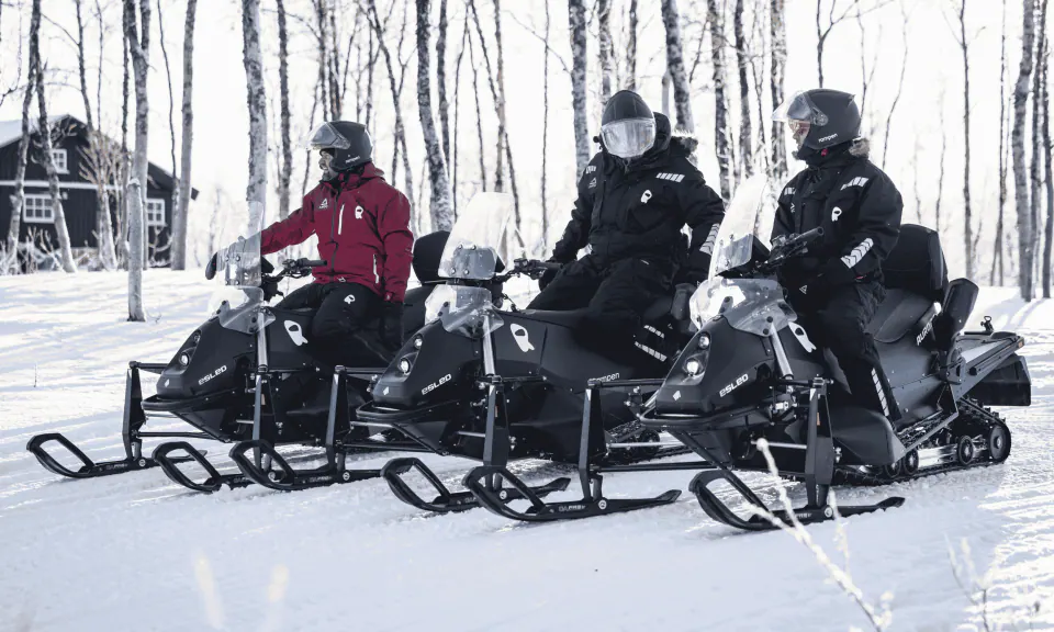 Electric Snowmobile Safari 2